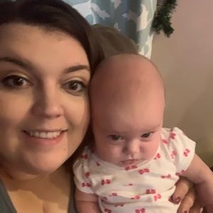 Meet your Posher, Hollie